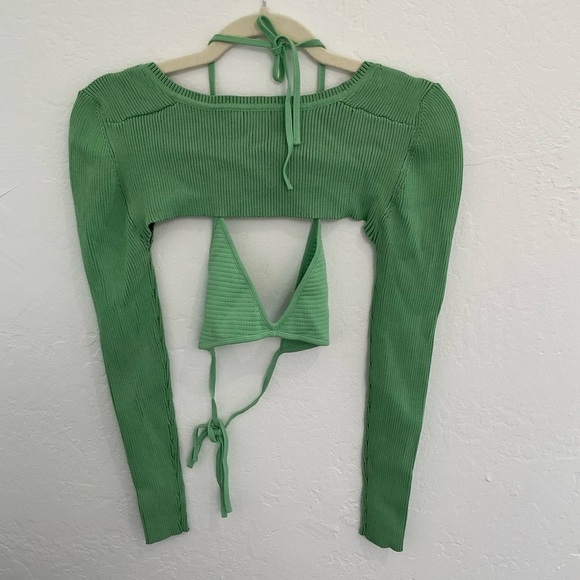 SER.O.YA Green Crop Top with Bralette - Picture 2 of 4
